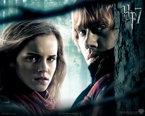 Emma_Watson_in_Harry_Potter_and_the_Deathly_Hallows _Part_I_Wallpaper_10_800