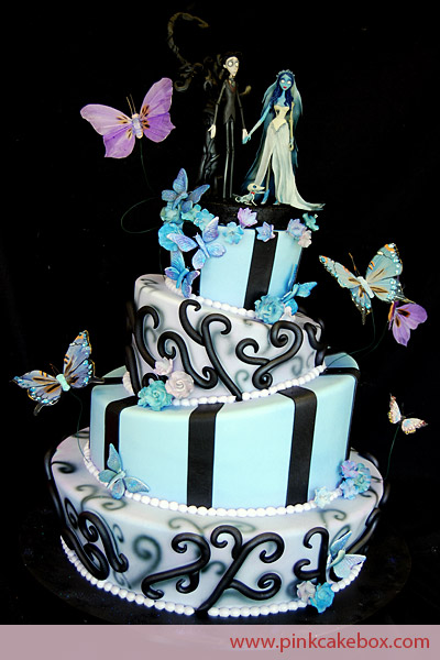 Corpse Bride Topsy Turvy Wedding Cake With such a beautiful design you just 